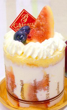 毎月22日のショートケーキの日のみ販売の≪いちじくショート≫。9月~10月のみ